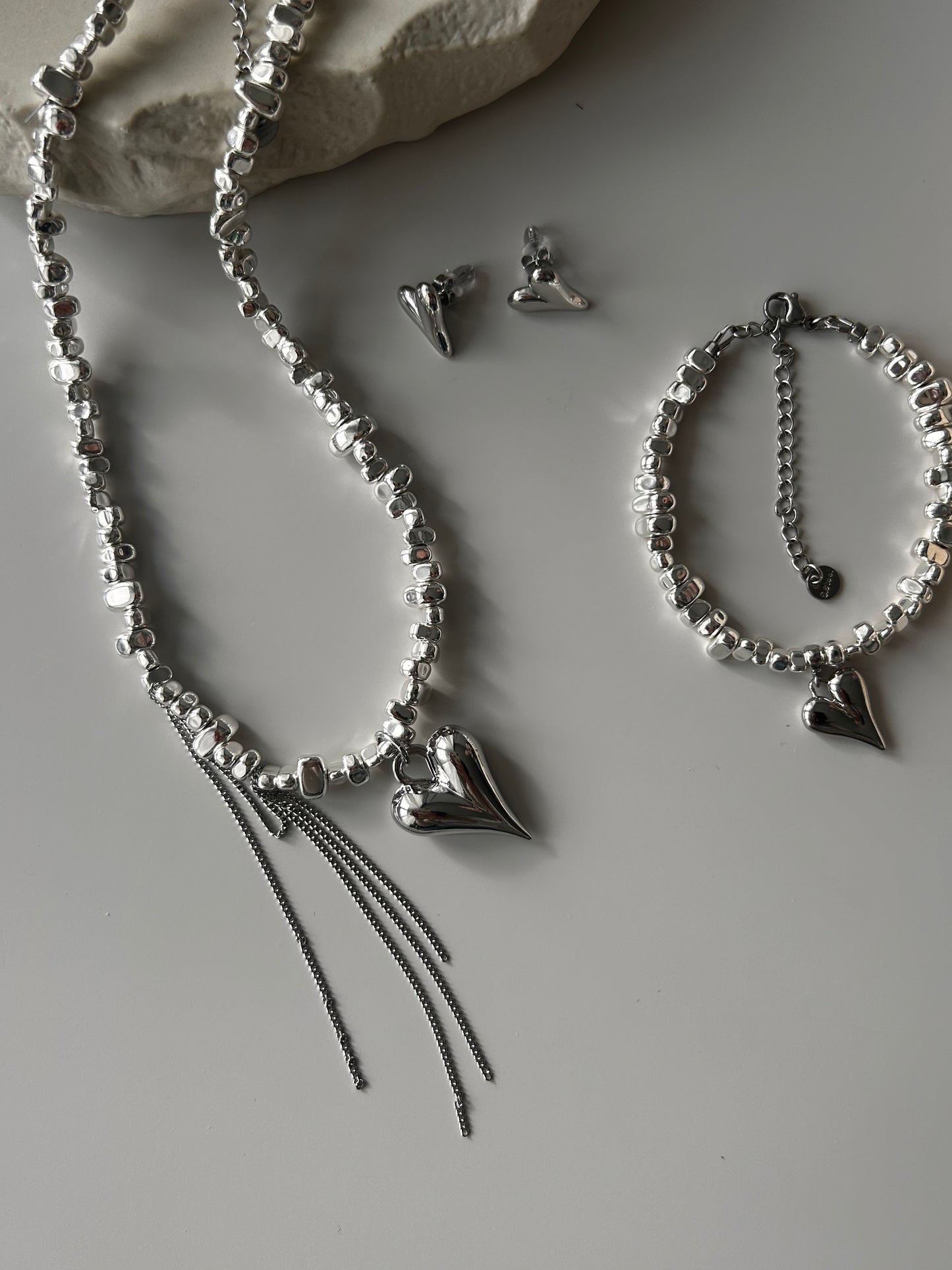 SILVER LOVE